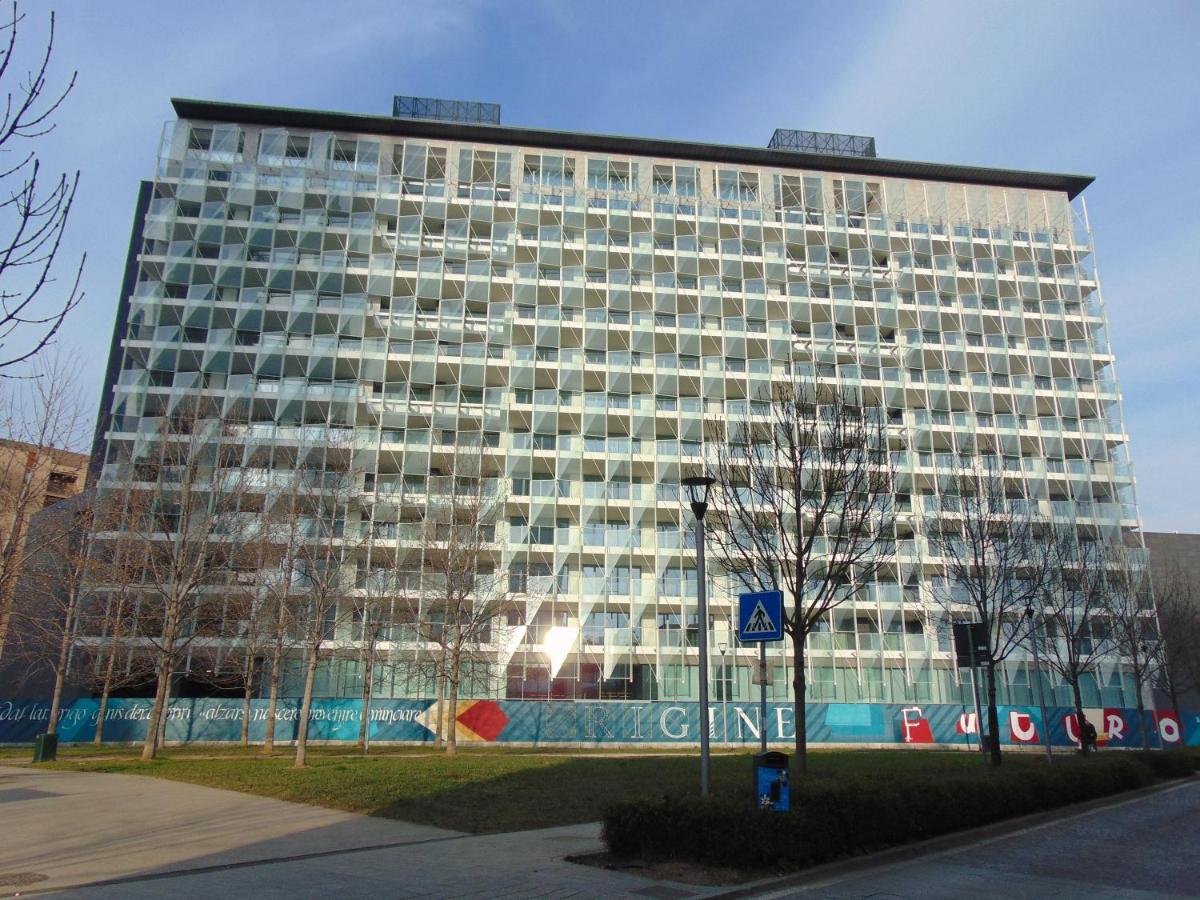 King'S House Bosco Verticale Unicredit Tower Gaeaulenti Μιλάνο Εξωτερικό φωτογραφία