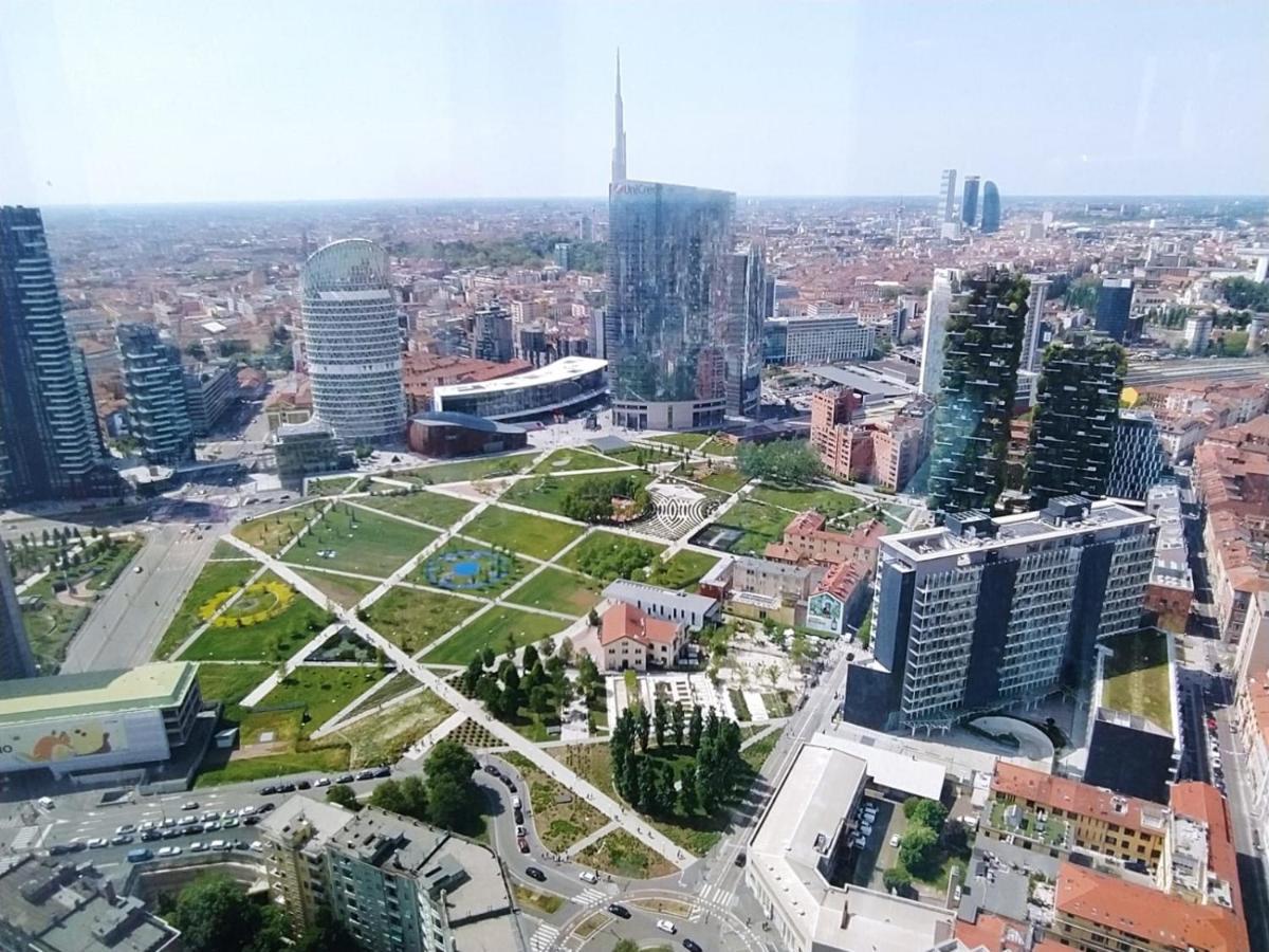 King'S House Bosco Verticale Unicredit Tower Gaeaulenti Μιλάνο Εξωτερικό φωτογραφία